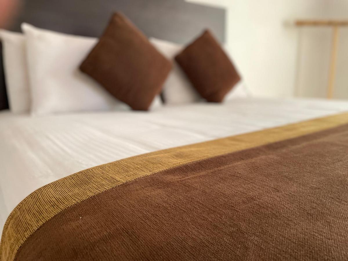 Aradhana Airport Transit Hotel Катунаяка Екстер'єр фото